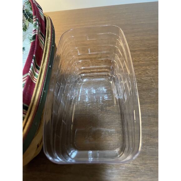 Longaberger 2007 Holiday Helper Sleigh Basket W/ Liner, Bread, Crackers, Fruit - Picture 7 of 8